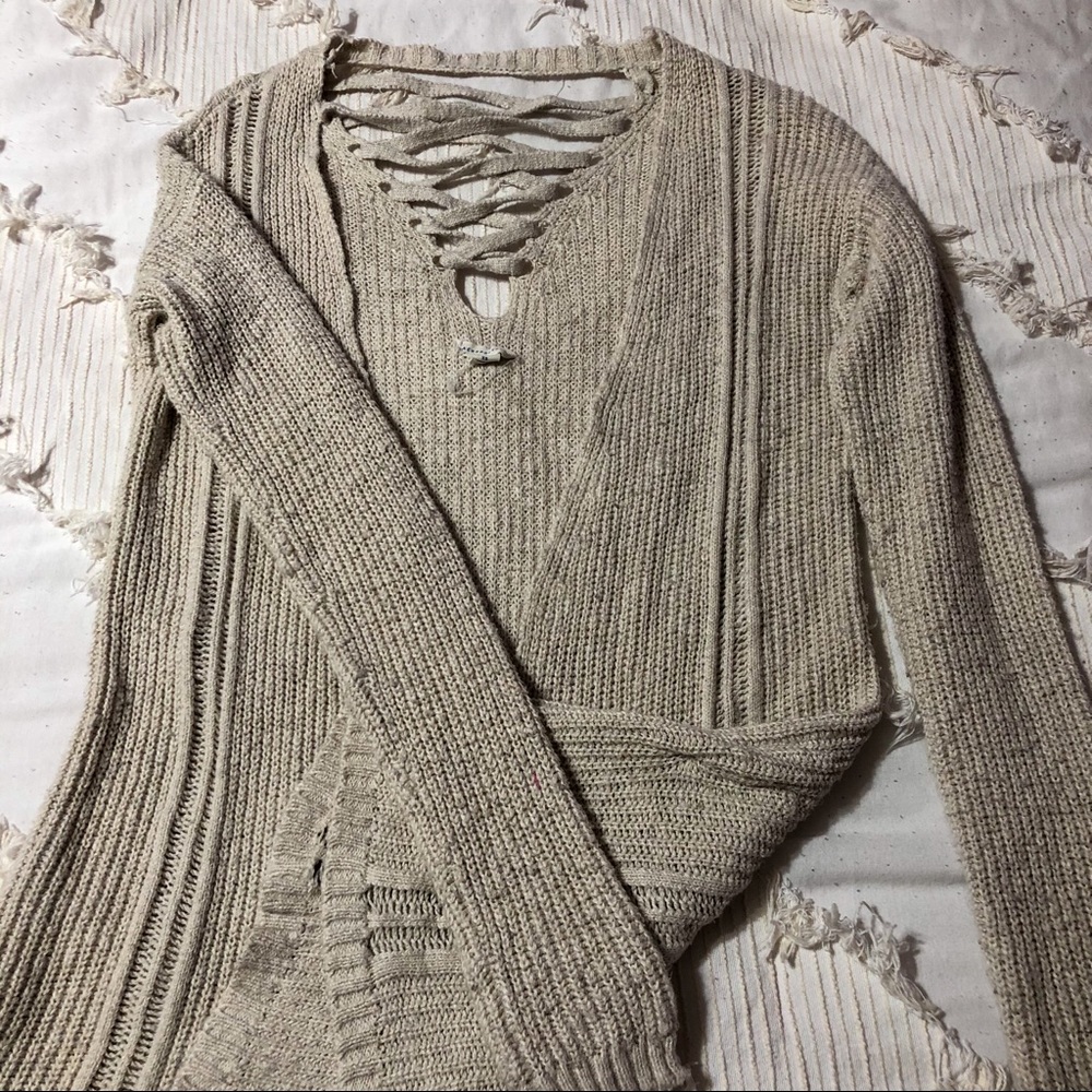 lace-up-back cardigan